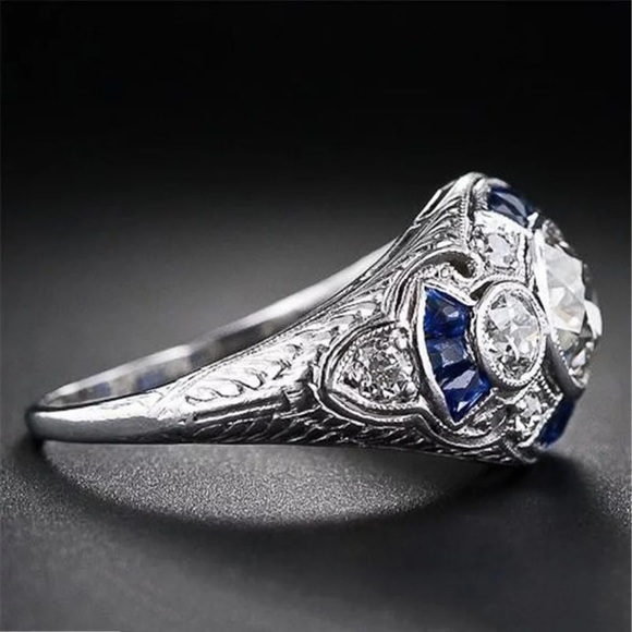 A 925 Sterling Art Deco Blue and White Sapphire Ring - Picture 16 of 16
